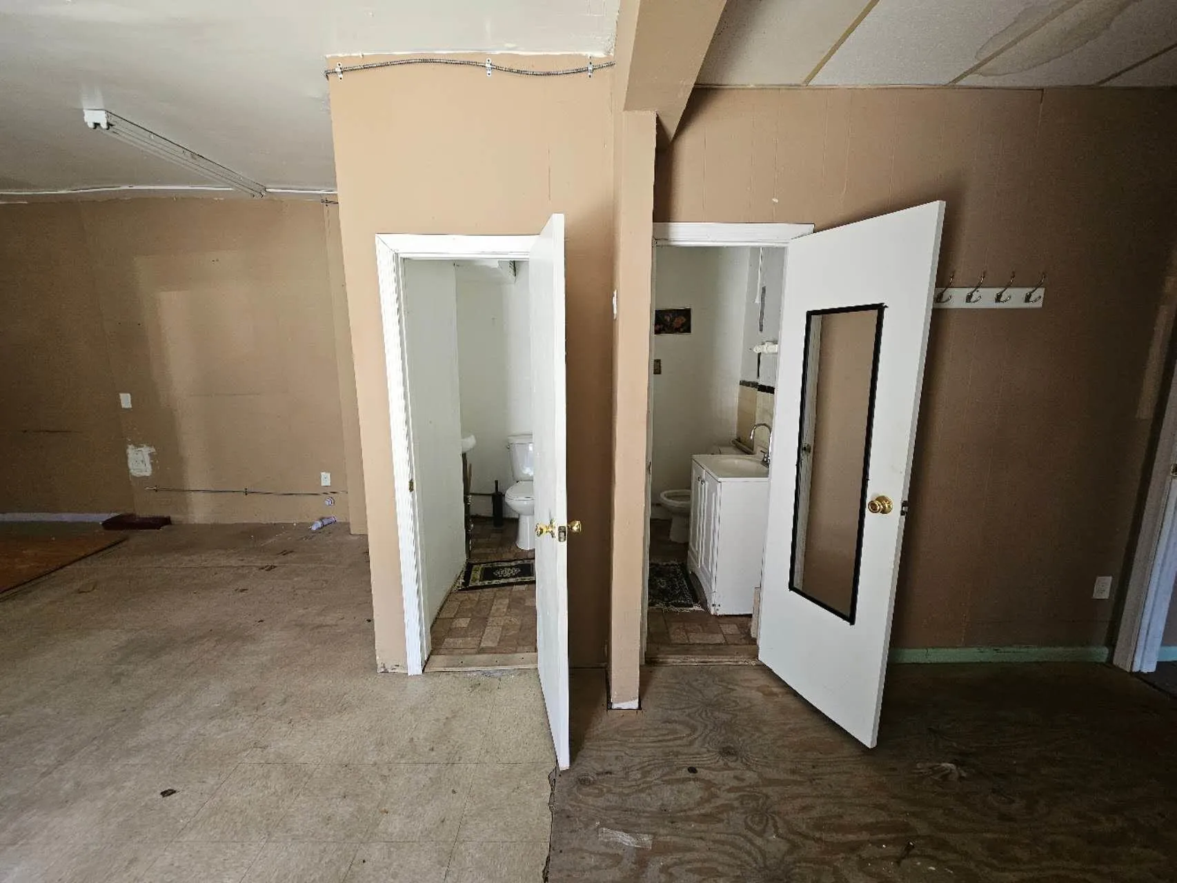 561 east 43rd st, New York, NY, ,Commercial Lease,Idx,east 43rd st,0,868516 561 east 43rd st, New York, NY, ,Commercial Lease,Idx,east 43rd st,0,868516