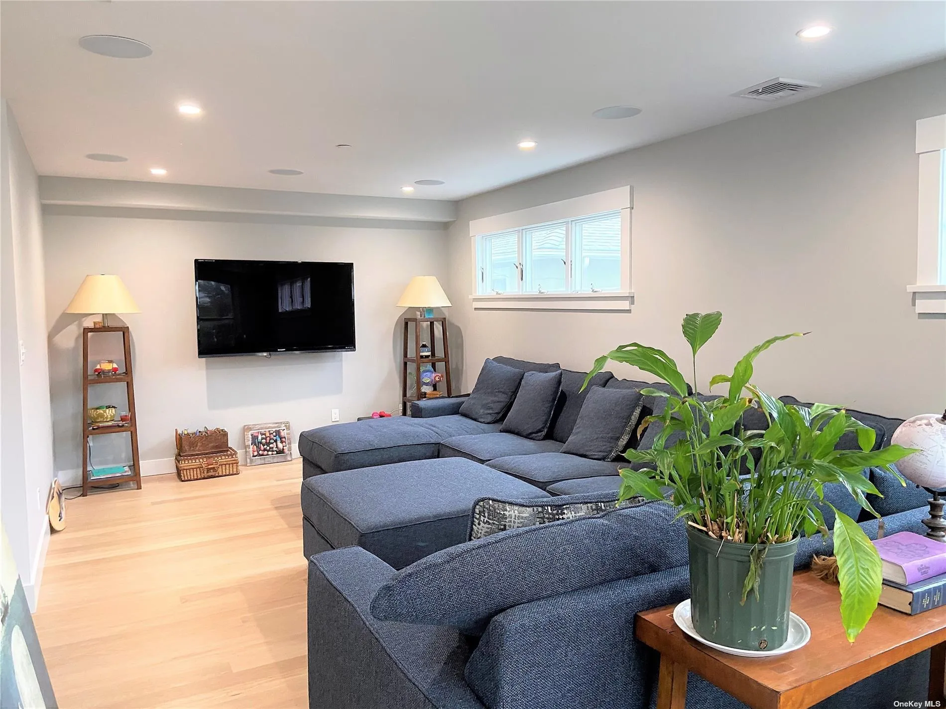 40 Trenton Avenue, Long Beach, NY, 4 Bedrooms Bedrooms, 9 Rooms Rooms,3 BathroomsBathrooms,Residential Lease,Idx,Trenton,868793 40 Trenton Avenue, Long Beach, NY, 4 Bedrooms Bedrooms, 9 Rooms Rooms,3 BathroomsBathrooms,Residential Lease,Idx,Trenton,868793