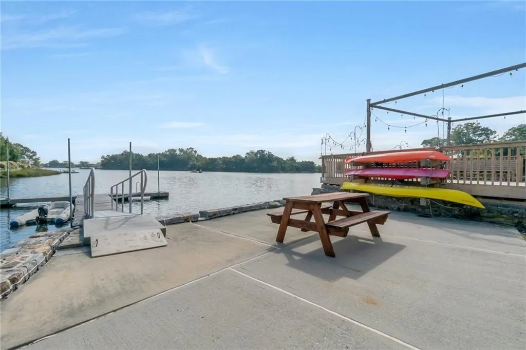 13 Dock Pathway, New Rochelle, NY, 5 Bedrooms Bedrooms, 8 Rooms Rooms,3 BathroomsBathrooms,Residential Lease,Idx,Dock Pathway,869197 13 Dock Pathway, New Rochelle, NY, 5 Bedrooms Bedrooms, 8 Rooms Rooms,3 BathroomsBathrooms,Residential Lease,Idx,Dock Pathway,869197