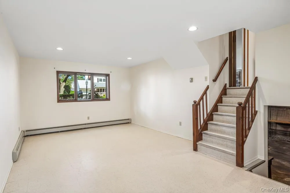140 Hayes Street, Hempstead, NY, 3 Bedrooms Bedrooms, 7 Rooms Rooms,2 BathroomsBathrooms,Residential Lease,Idx,Hayes,0,869650 140 Hayes Street, Hempstead, NY, 3 Bedrooms Bedrooms, 7 Rooms Rooms,2 BathroomsBathrooms,Residential Lease,Idx,Hayes,0,869650