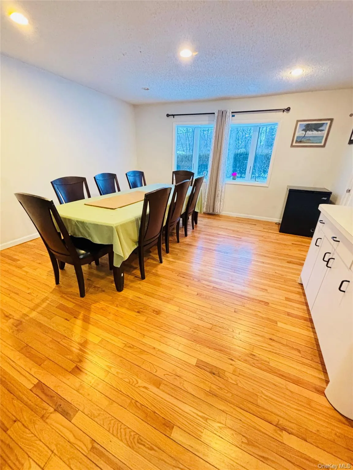 Dining room also features a large window. Skylights and large windows are a special feature in this home. And besides that you will find recessed lighting throuought. Dining room also features a large window. Skylights and large windows are a special feature in this home. And besides that you will find recessed lighting throuought.