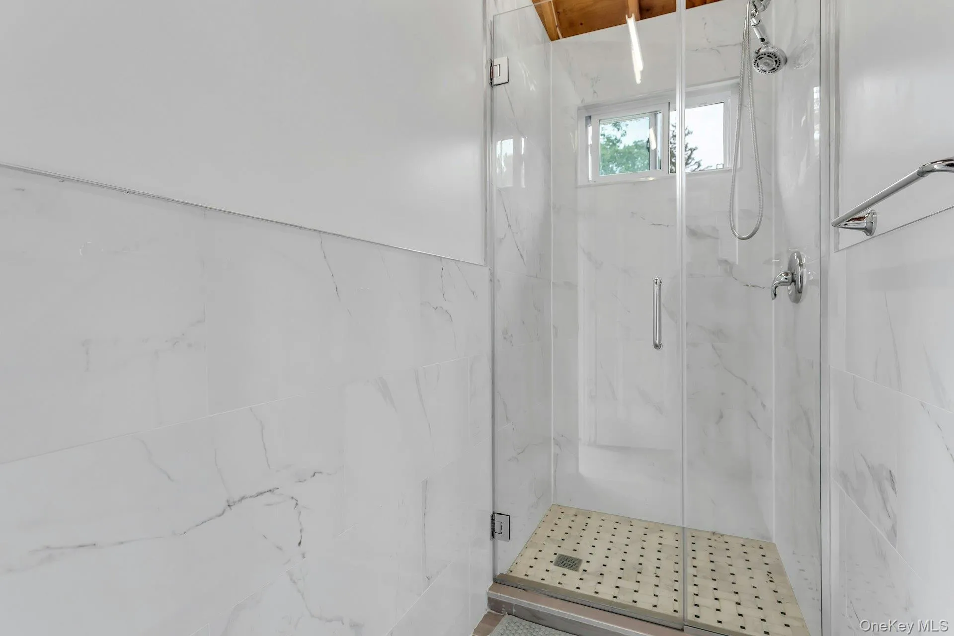 21 Buttonwood Drive, Huntington, NY, 6 Bedrooms Bedrooms, 11 Rooms Rooms,3 BathroomsBathrooms,Residential,For Rent,Buttonwood,0,871979 21 Buttonwood Drive, Huntington, NY, 6 Bedrooms Bedrooms, 11 Rooms Rooms,3 BathroomsBathrooms,Residential,For Rent,Buttonwood,0,871979