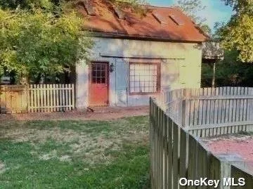 7 Prairie Lane, Brookhaven, NY, 2 Bedrooms Bedrooms, 5 Rooms Rooms,1 BathroomBathrooms,Residential Lease,Idx,Prairie,0,872750 7 Prairie Lane, Brookhaven, NY, 2 Bedrooms Bedrooms, 5 Rooms Rooms,1 BathroomBathrooms,Residential Lease,Idx,Prairie,0,872750