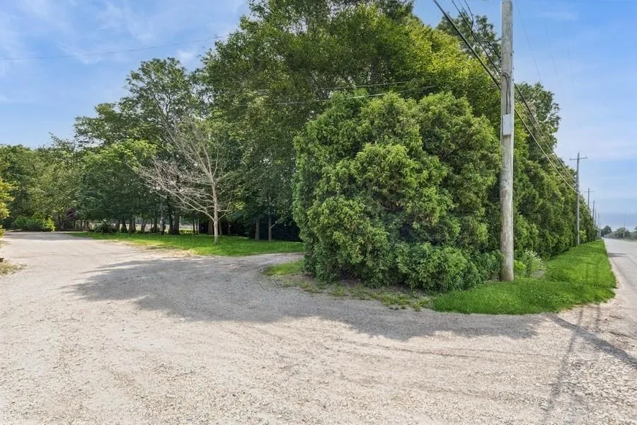 View of dirt / gravel road View of dirt / gravel road