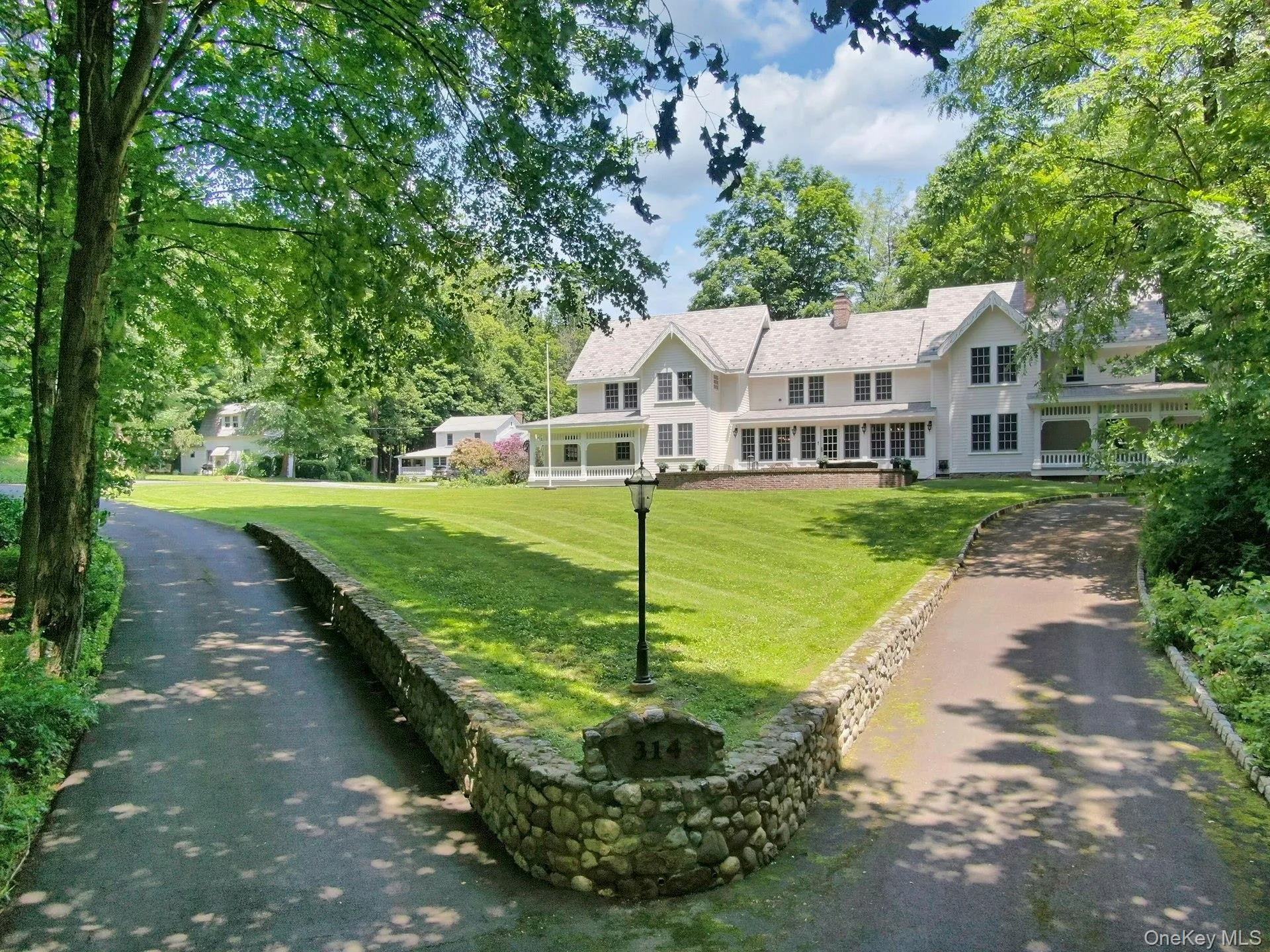 View of home's community with a yard View of home's community with a yard