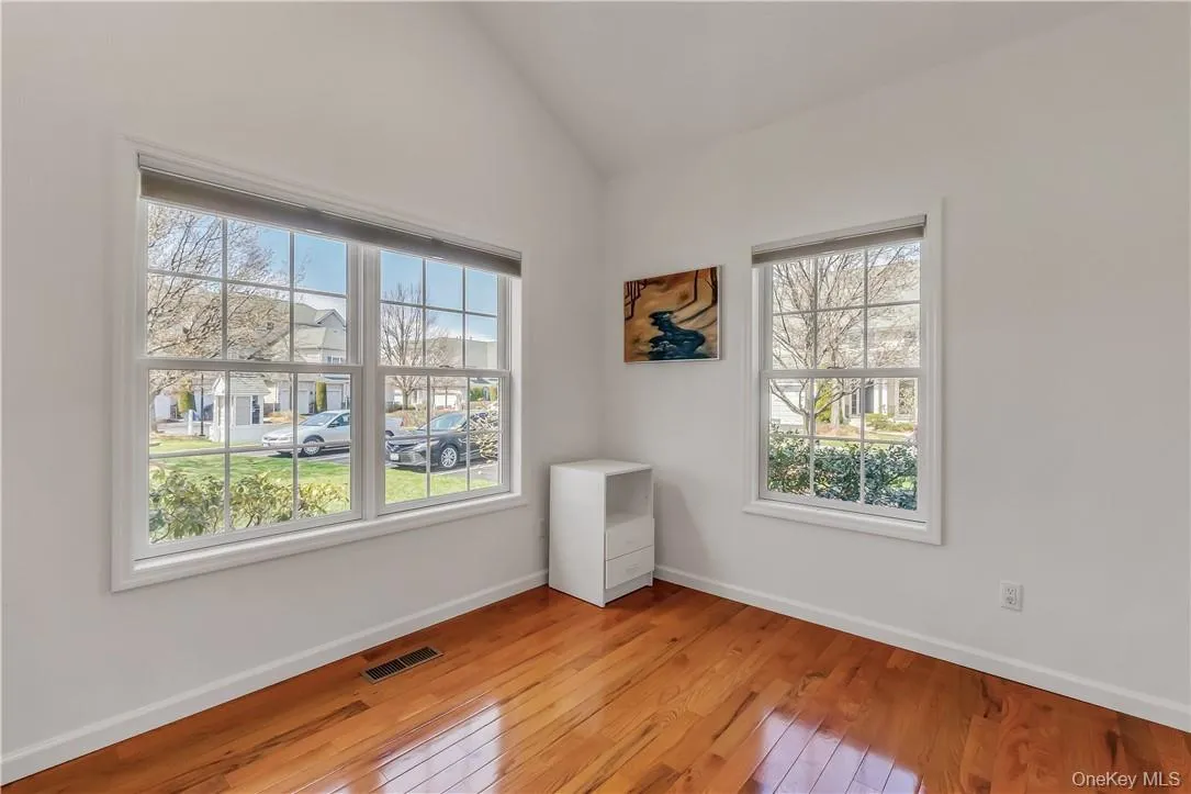 Den/Office or 4th Bedroom.. Den/Office or 4th Bedroom..