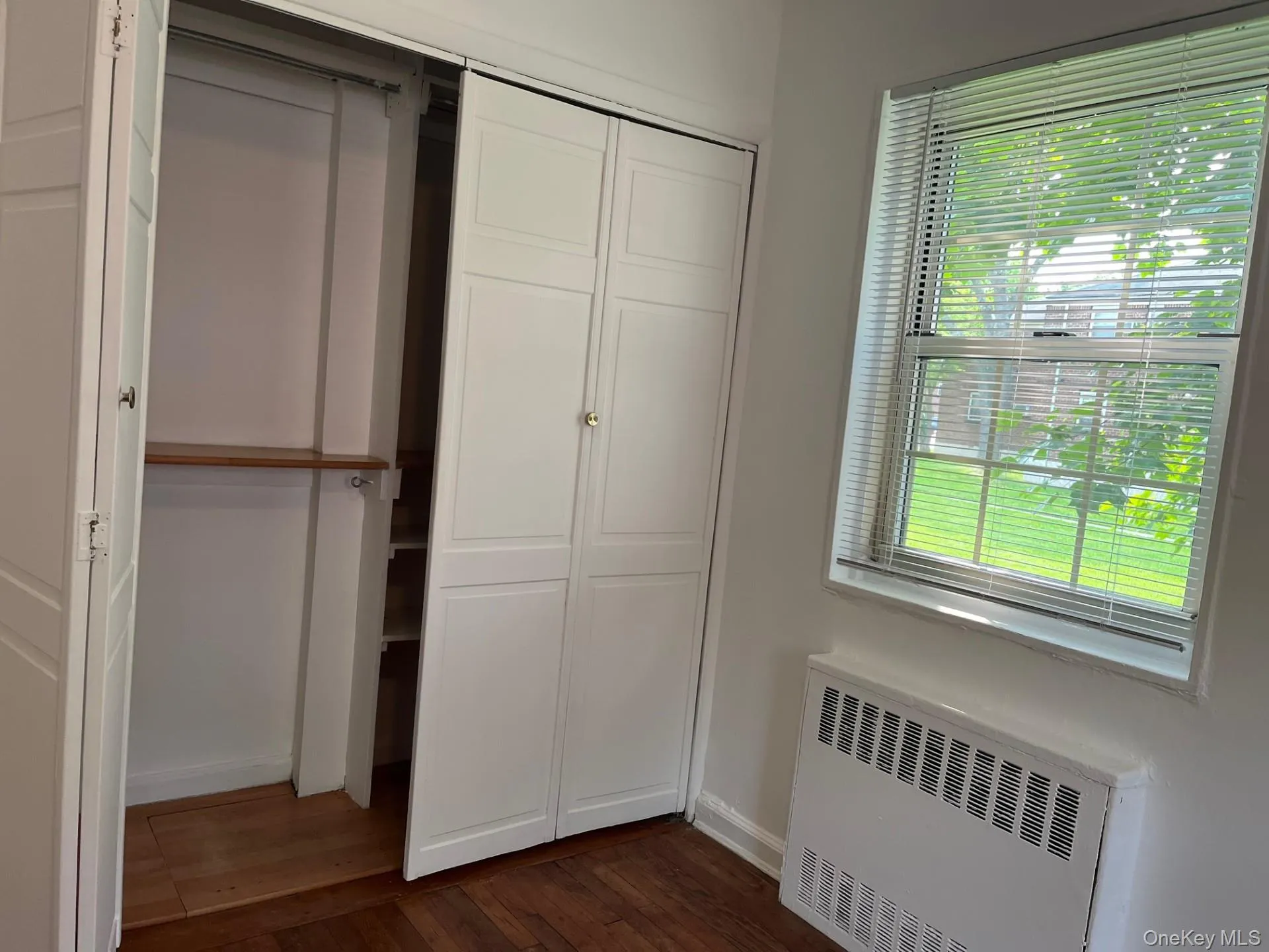 Bedroom Double Closet Bedroom Double Closet