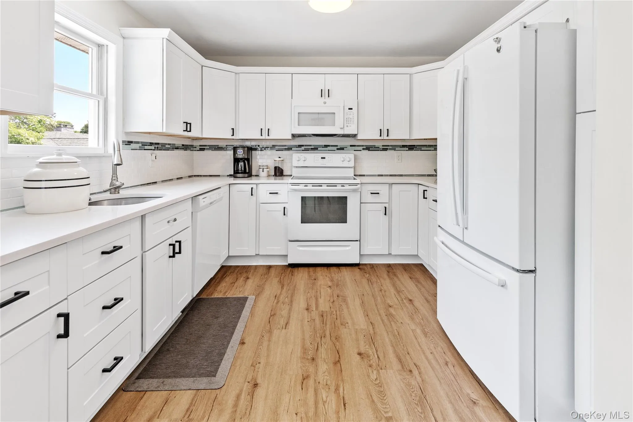 43 Shinnecock Road, Southampton, NY, 3 Bedrooms Bedrooms, 5 Rooms Rooms,3 BathroomsBathrooms,Residential Lease,Idx,Shinnecock,0,874294 43 Shinnecock Road, Southampton, NY, 3 Bedrooms Bedrooms, 5 Rooms Rooms,3 BathroomsBathrooms,Residential Lease,Idx,Shinnecock,0,874294