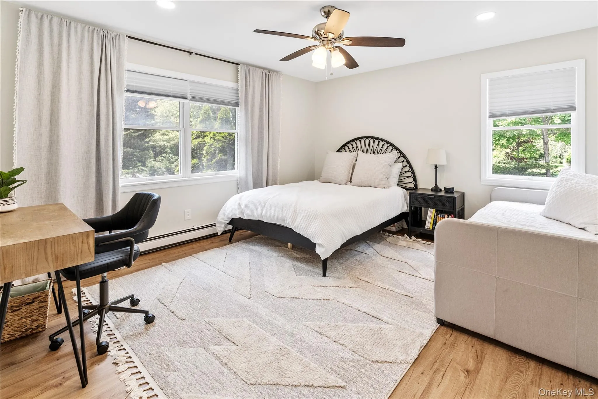 43 Shinnecock Road, Southampton, NY, 3 Bedrooms Bedrooms, 5 Rooms Rooms,3 BathroomsBathrooms,Residential Lease,Idx,Shinnecock,0,874294 43 Shinnecock Road, Southampton, NY, 3 Bedrooms Bedrooms, 5 Rooms Rooms,3 BathroomsBathrooms,Residential Lease,Idx,Shinnecock,0,874294