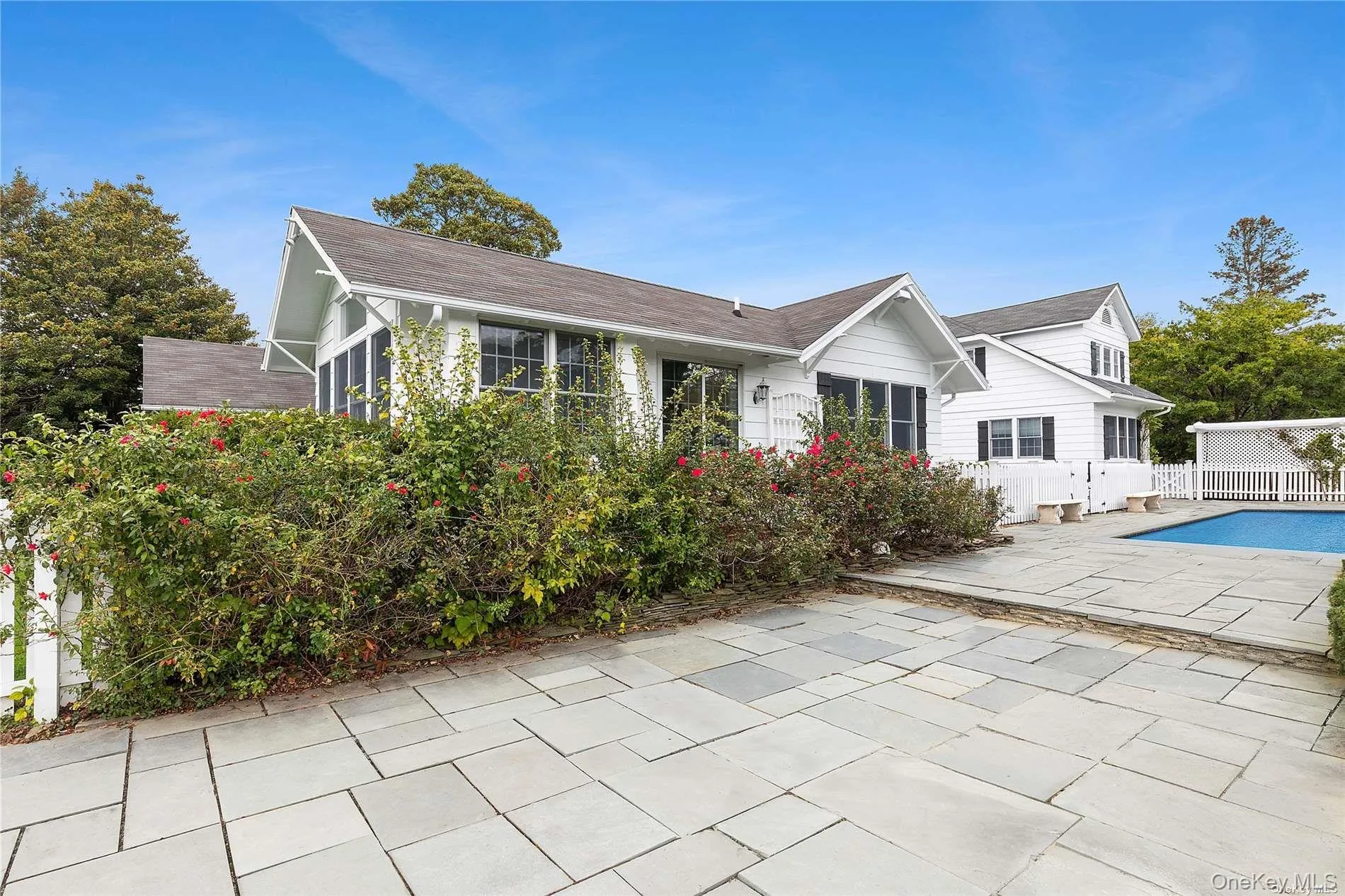22 Bayfield Lane, Southampton, NY, 6 Bedrooms Bedrooms, 12 Rooms Rooms,4 BathroomsBathrooms,Residential,For Rent,Bayfield,0,874422 22 Bayfield Lane, Southampton, NY, 6 Bedrooms Bedrooms, 12 Rooms Rooms,4 BathroomsBathrooms,Residential,For Rent,Bayfield,0,874422