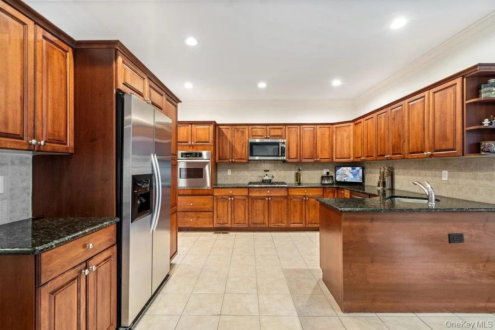 1 Fairway Drive, Oyster Bay, NY, 4 Bedrooms Bedrooms, 8 Rooms Rooms,3 BathroomsBathrooms,Residential,For Rent,Fairway,0,874515 1 Fairway Drive, Oyster Bay, NY, 4 Bedrooms Bedrooms, 8 Rooms Rooms,3 BathroomsBathrooms,Residential,For Rent,Fairway,0,874515