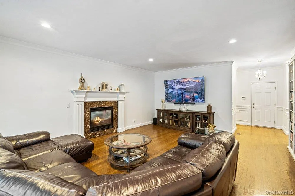 1 Fairway Drive, Oyster Bay, NY, 4 Bedrooms Bedrooms, 8 Rooms Rooms,3 BathroomsBathrooms,Residential,For Rent,Fairway,0,874515 1 Fairway Drive, Oyster Bay, NY, 4 Bedrooms Bedrooms, 8 Rooms Rooms,3 BathroomsBathrooms,Residential,For Rent,Fairway,0,874515