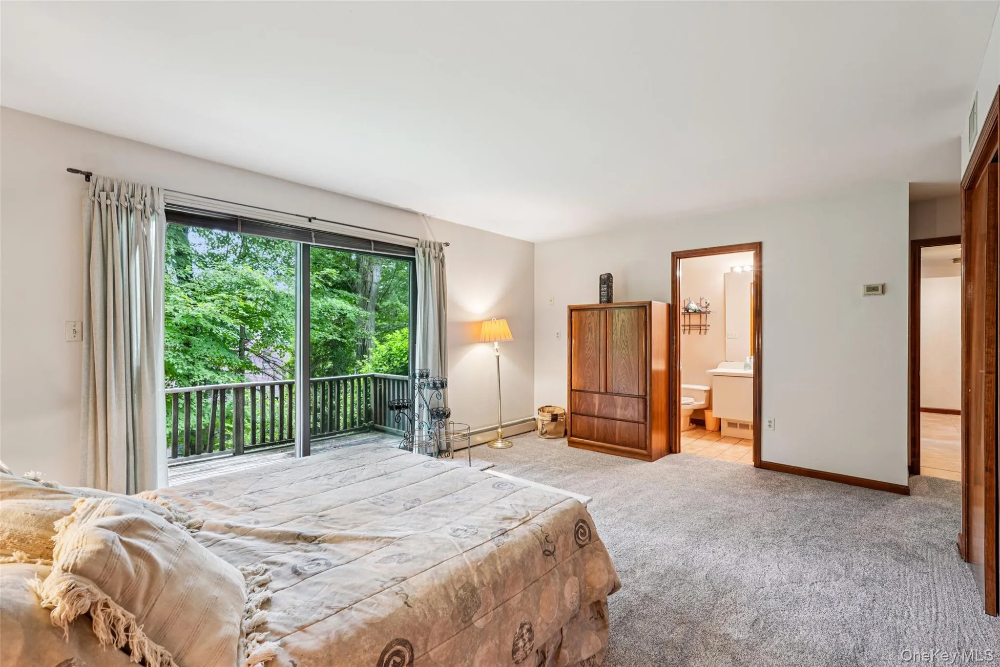Bedroom with ensuite and Juliet Balcony Bedroom with ensuite and Juliet Balcony