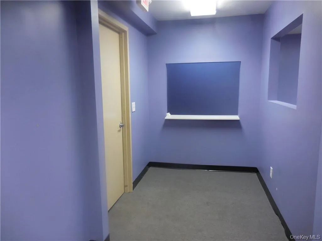 Reception area... Reception area...