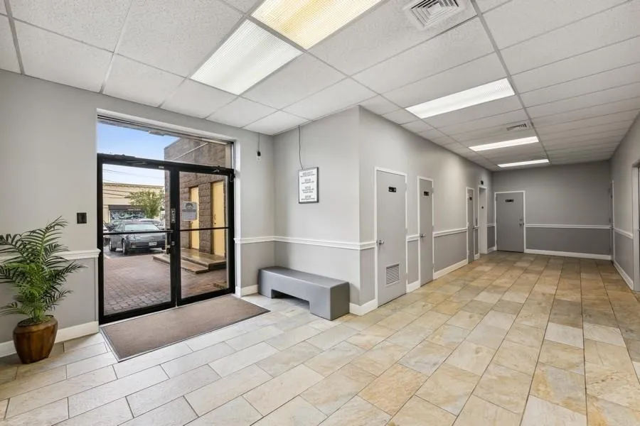 Lobby ...Automatic double doors (ADA) Lobby ...Automatic double doors (ADA)