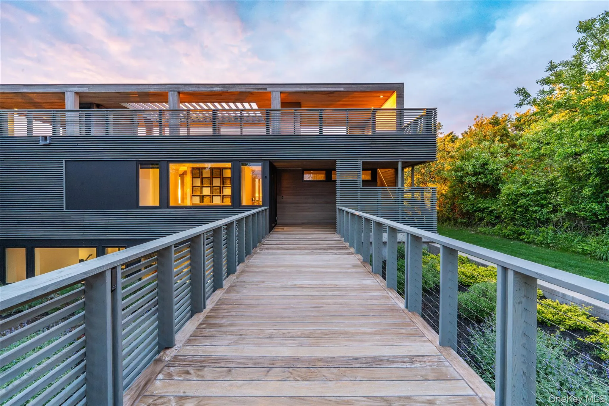 470 Lloyds Ln, Mattituck 470 Lloyds Ln, Mattituck