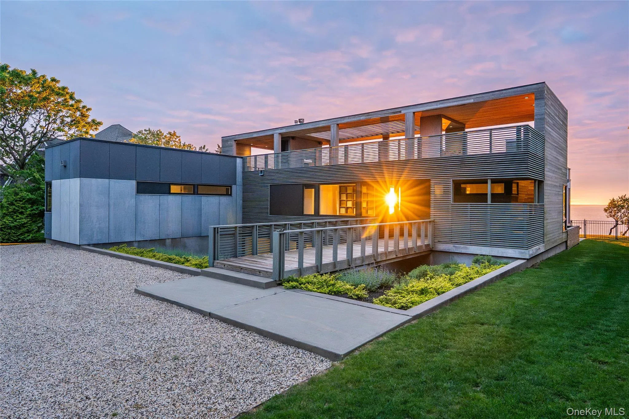 470 Lloyds Ln, Mattituck 470 Lloyds Ln, Mattituck