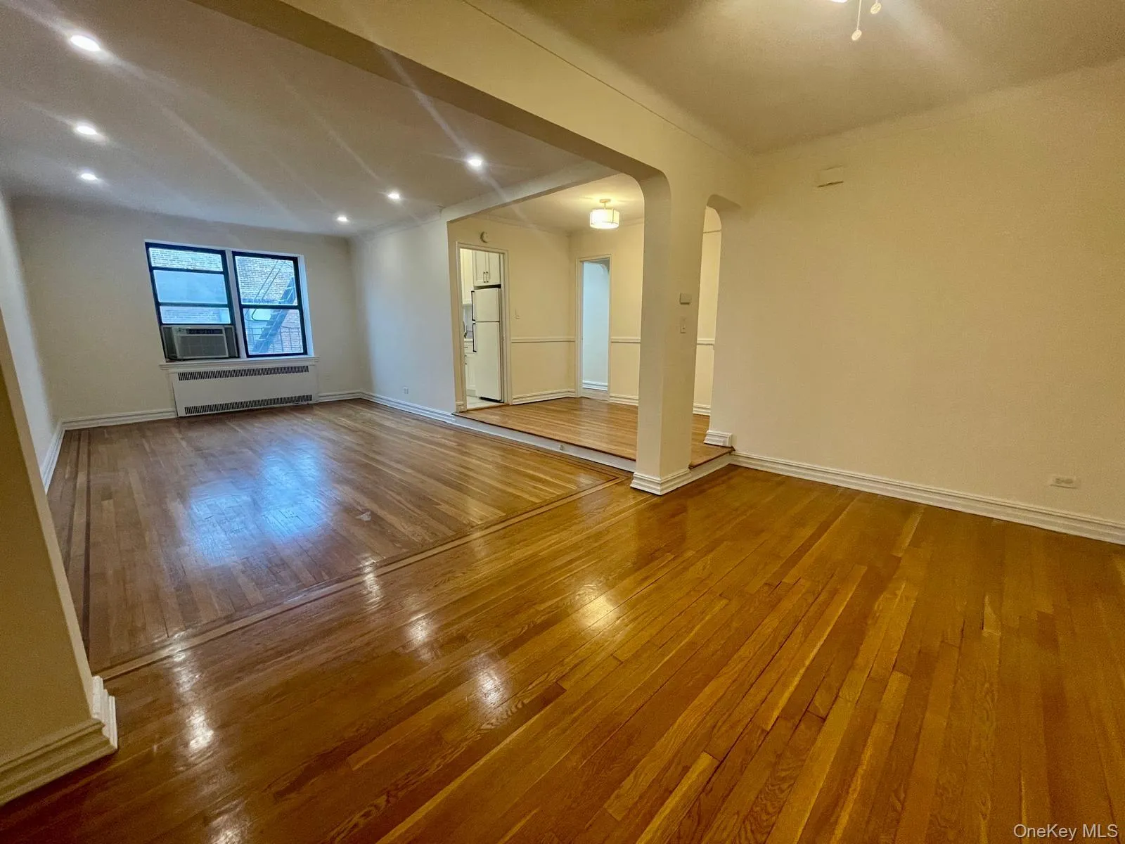 35-35 75 Street, New York, NY, 3 Rooms Rooms,1 BathroomBathrooms,Residential Lease,For Rent,75,0,875377 35-35 75 Street, New York, NY, 3 Rooms Rooms,1 BathroomBathrooms,Residential Lease,For Rent,75,0,875377