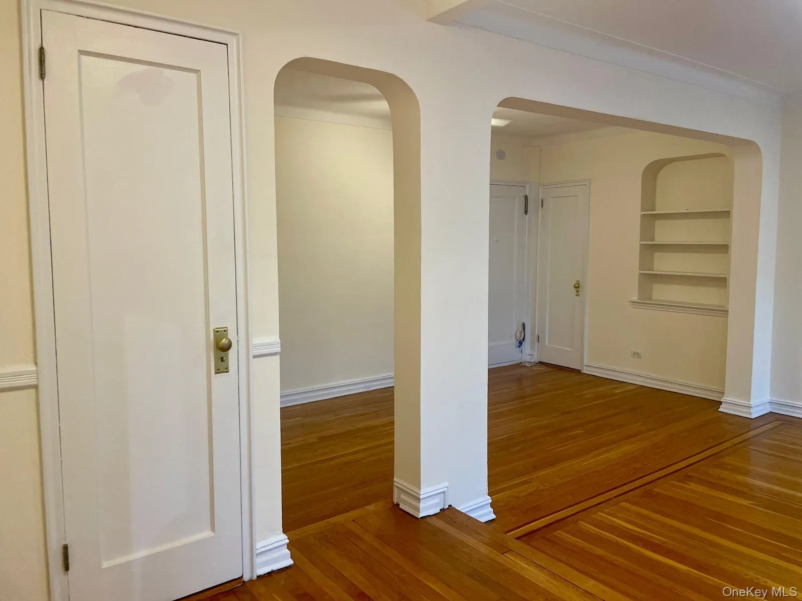35-35 75 Street, New York, NY, 3 Rooms Rooms,1 BathroomBathrooms,Residential Lease,For Rent,75,0,875377 35-35 75 Street, New York, NY, 3 Rooms Rooms,1 BathroomBathrooms,Residential Lease,For Rent,75,0,875377