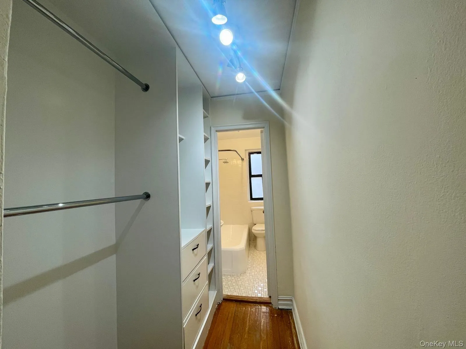 35-35 75 Street, New York, NY, 3 Rooms Rooms,1 BathroomBathrooms,Residential Lease,For Rent,75,0,875377 35-35 75 Street, New York, NY, 3 Rooms Rooms,1 BathroomBathrooms,Residential Lease,For Rent,75,0,875377