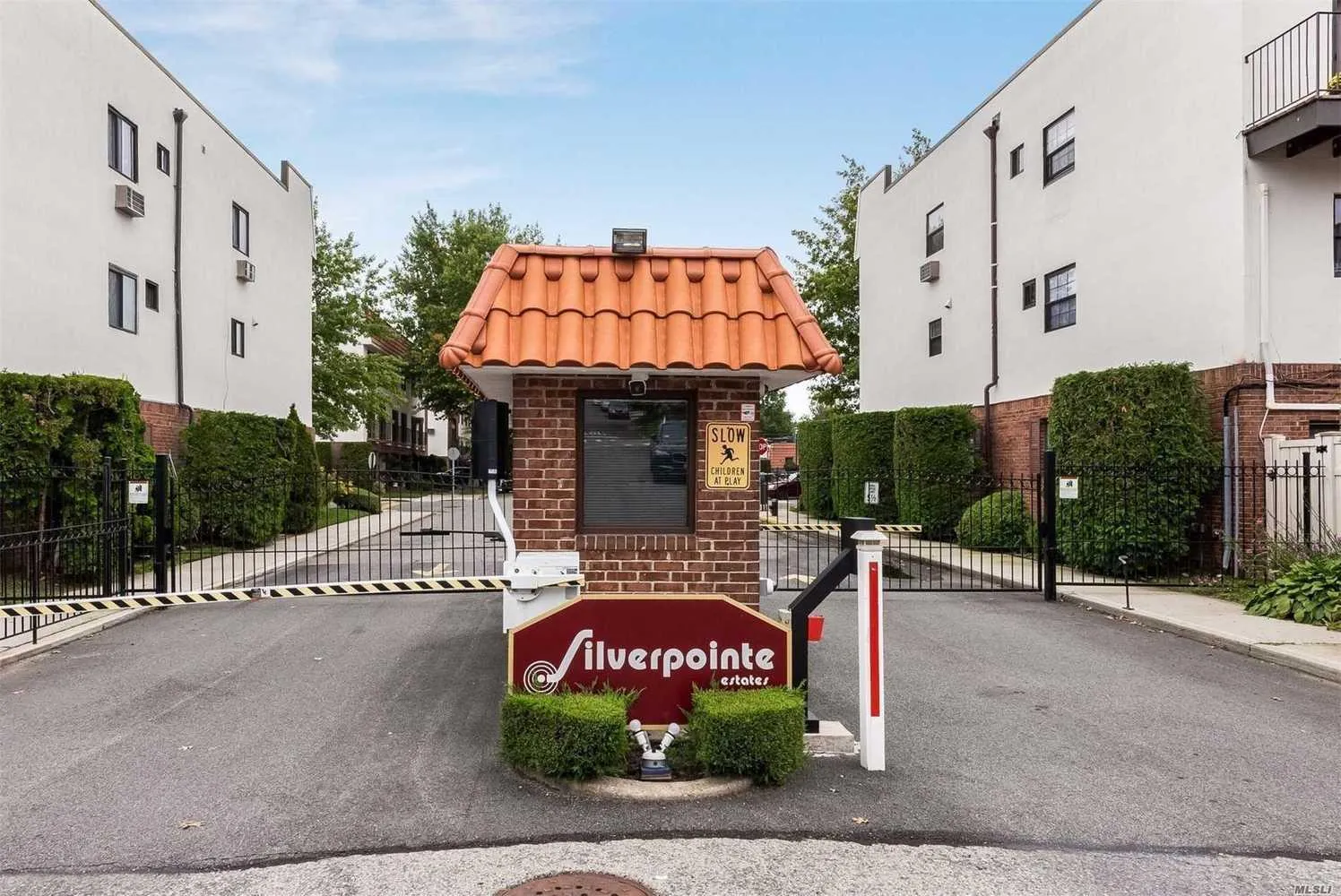 GATED COMMUNITY- SECURITIZED ENTRY GATED COMMUNITY- SECURITIZED ENTRY