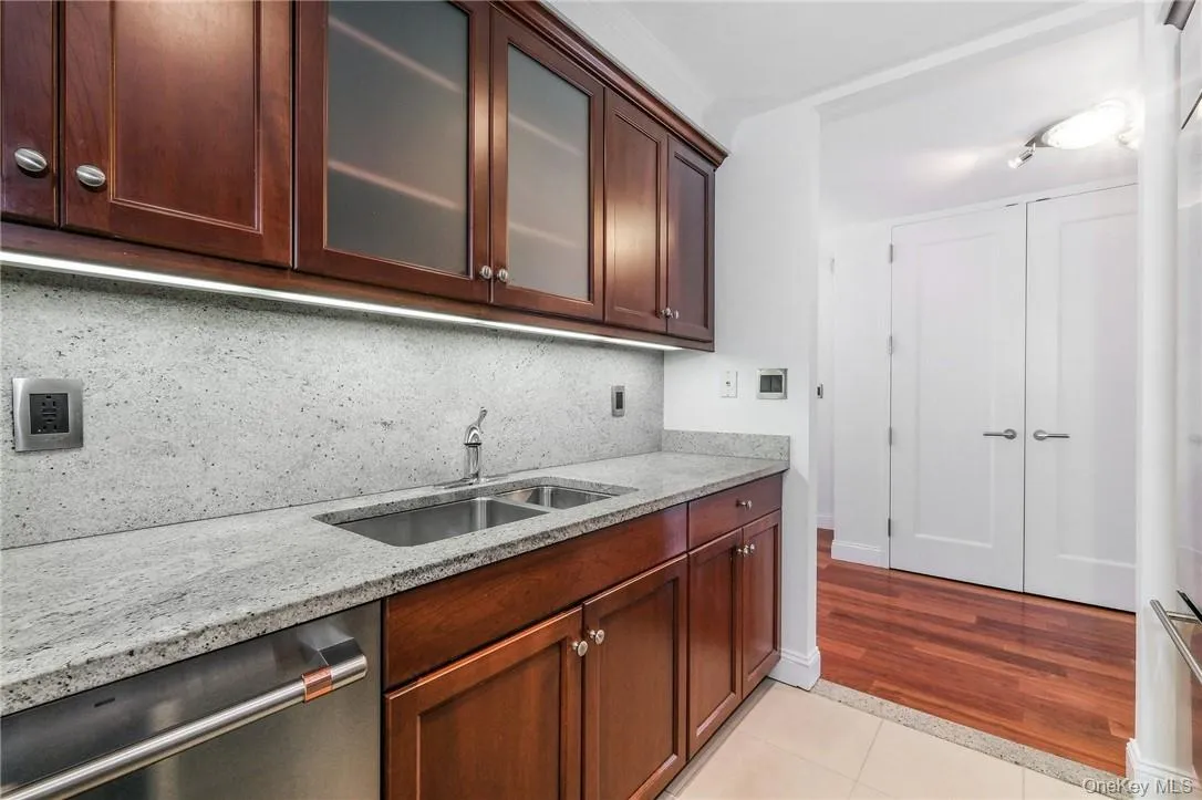 10 City Place, White Plains, NY, 1 Bedroom Bedrooms, 3 Rooms Rooms,1 BathroomBathrooms,Residential Lease,Idx,City,0,875683 10 City Place, White Plains, NY, 1 Bedroom Bedrooms, 3 Rooms Rooms,1 BathroomBathrooms,Residential Lease,Idx,City,0,875683