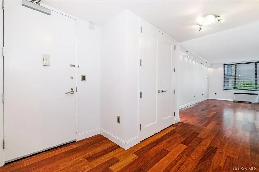 10 City Place, White Plains, NY, 1 Bedroom Bedrooms, 3 Rooms Rooms,1 BathroomBathrooms,Residential Lease,Idx,City,0,875683 10 City Place, White Plains, NY, 1 Bedroom Bedrooms, 3 Rooms Rooms,1 BathroomBathrooms,Residential Lease,Idx,City,0,875683