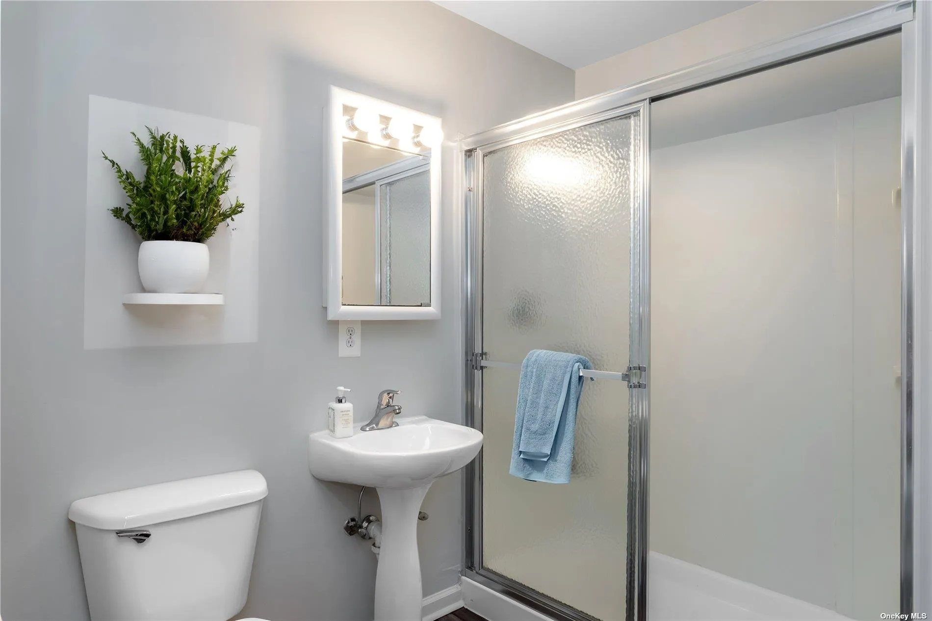 Primary bed bath Primary bed bath