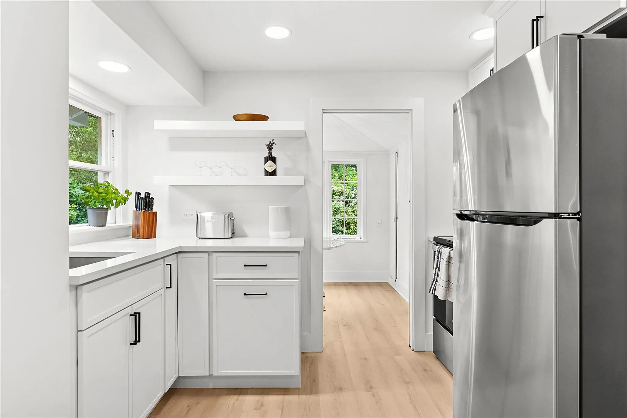 35 Woodland Avenue, Southampton, NY, 2 Bedrooms Bedrooms, 6 Rooms Rooms,1 BathroomBathrooms,Residential Lease,Idx,Woodland Avenue,876317 35 Woodland Avenue, Southampton, NY, 2 Bedrooms Bedrooms, 6 Rooms Rooms,1 BathroomBathrooms,Residential Lease,Idx,Woodland Avenue,876317