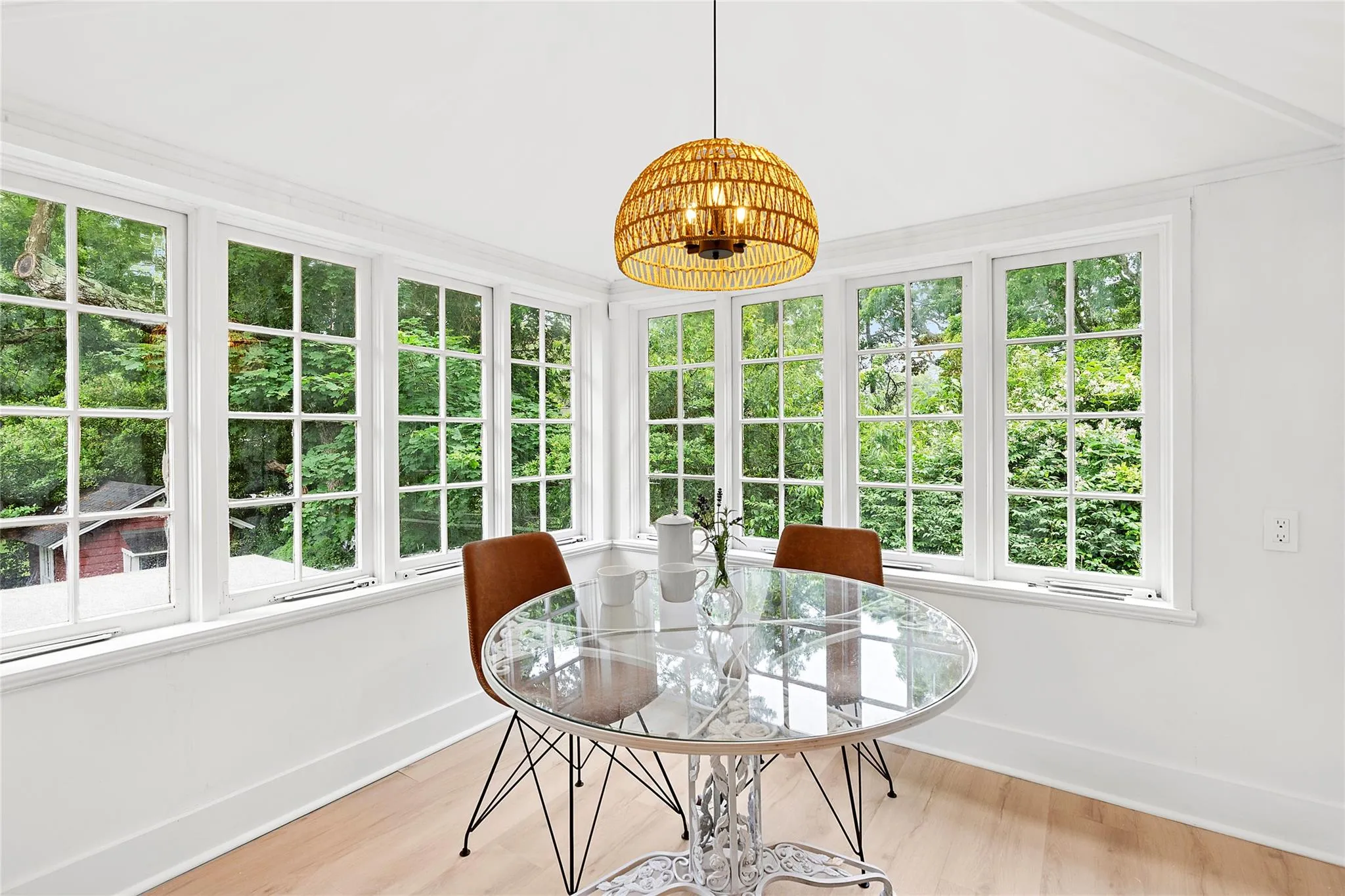 35 Woodland Avenue, Southampton, NY, 2 Bedrooms Bedrooms, 6 Rooms Rooms,1 BathroomBathrooms,Residential Lease,Idx,Woodland Avenue,876317 35 Woodland Avenue, Southampton, NY, 2 Bedrooms Bedrooms, 6 Rooms Rooms,1 BathroomBathrooms,Residential Lease,Idx,Woodland Avenue,876317