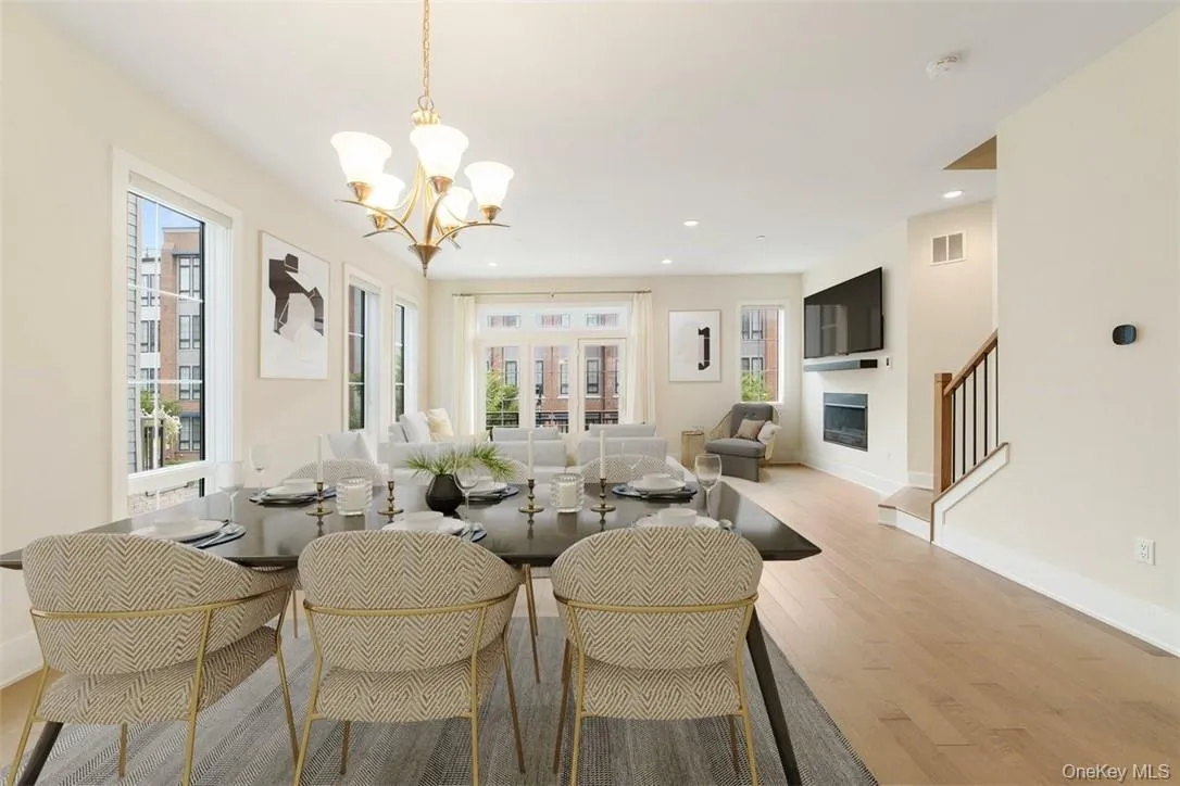 Virtually staged Virtually staged