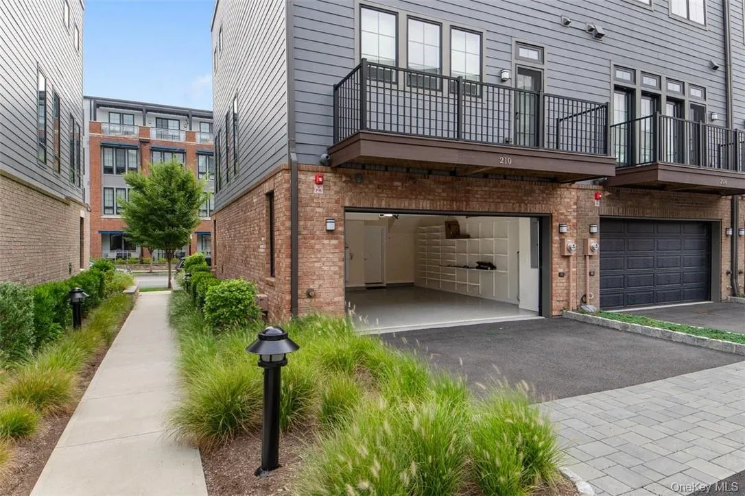 Exterior entrance to Garage Exterior entrance to Garage