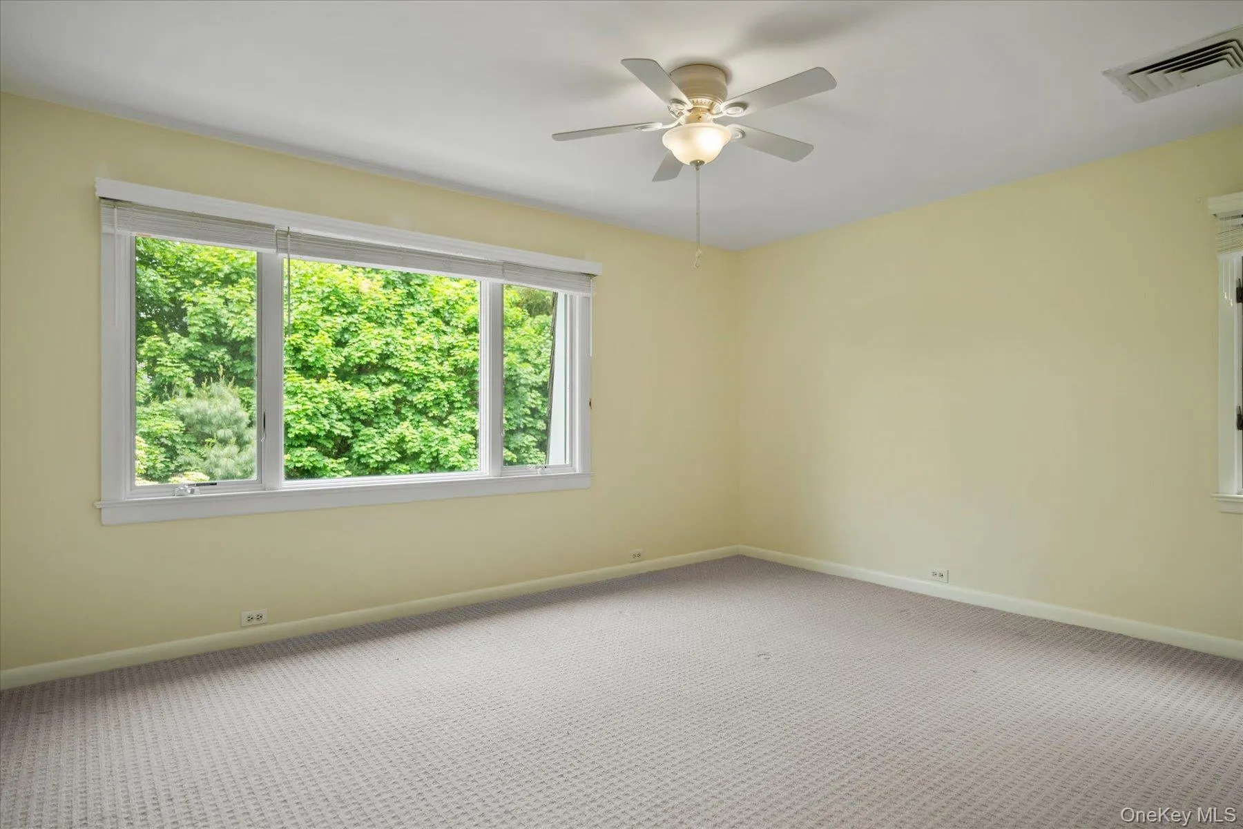 188 Main Street, Southampton, NY, 2 Bedrooms Bedrooms, 5 Rooms Rooms,2 BathroomsBathrooms,Residential Lease,For Rent,Main,0,877709 188 Main Street, Southampton, NY, 2 Bedrooms Bedrooms, 5 Rooms Rooms,2 BathroomsBathrooms,Residential Lease,For Rent,Main,0,877709