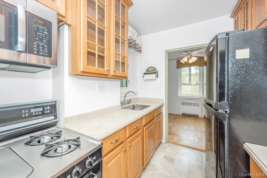 5355 Henry Hudson Parkway, New York, NY, 1 Bedroom Bedrooms, 3 Rooms Rooms,1 BathroomBathrooms,Residential,For Rent,Henry Hudson,0,877802 5355 Henry Hudson Parkway, New York, NY, 1 Bedroom Bedrooms, 3 Rooms Rooms,1 BathroomBathrooms,Residential,For Rent,Henry Hudson,0,877802