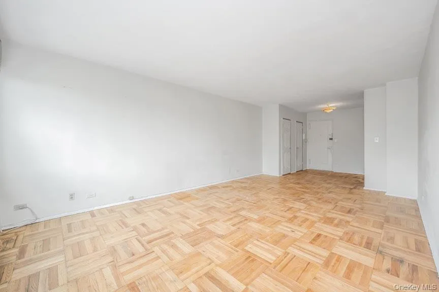 5355 Henry Hudson Parkway, New York, NY, 1 Bedroom Bedrooms, 3 Rooms Rooms,1 BathroomBathrooms,Residential,For Rent,Henry Hudson,0,877802 5355 Henry Hudson Parkway, New York, NY, 1 Bedroom Bedrooms, 3 Rooms Rooms,1 BathroomBathrooms,Residential,For Rent,Henry Hudson,0,877802