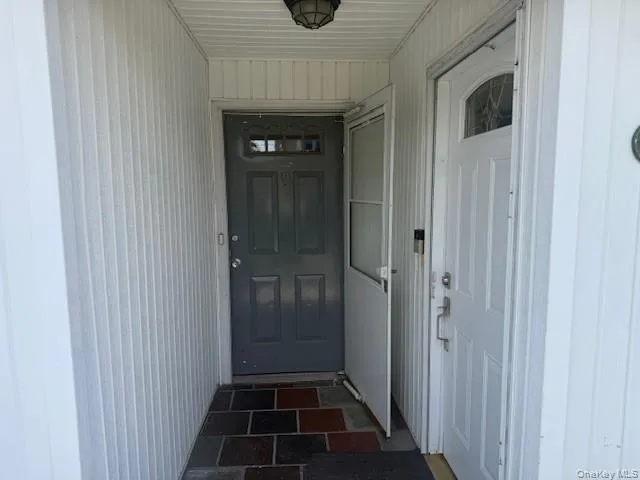 Entrance to property Entrance to property