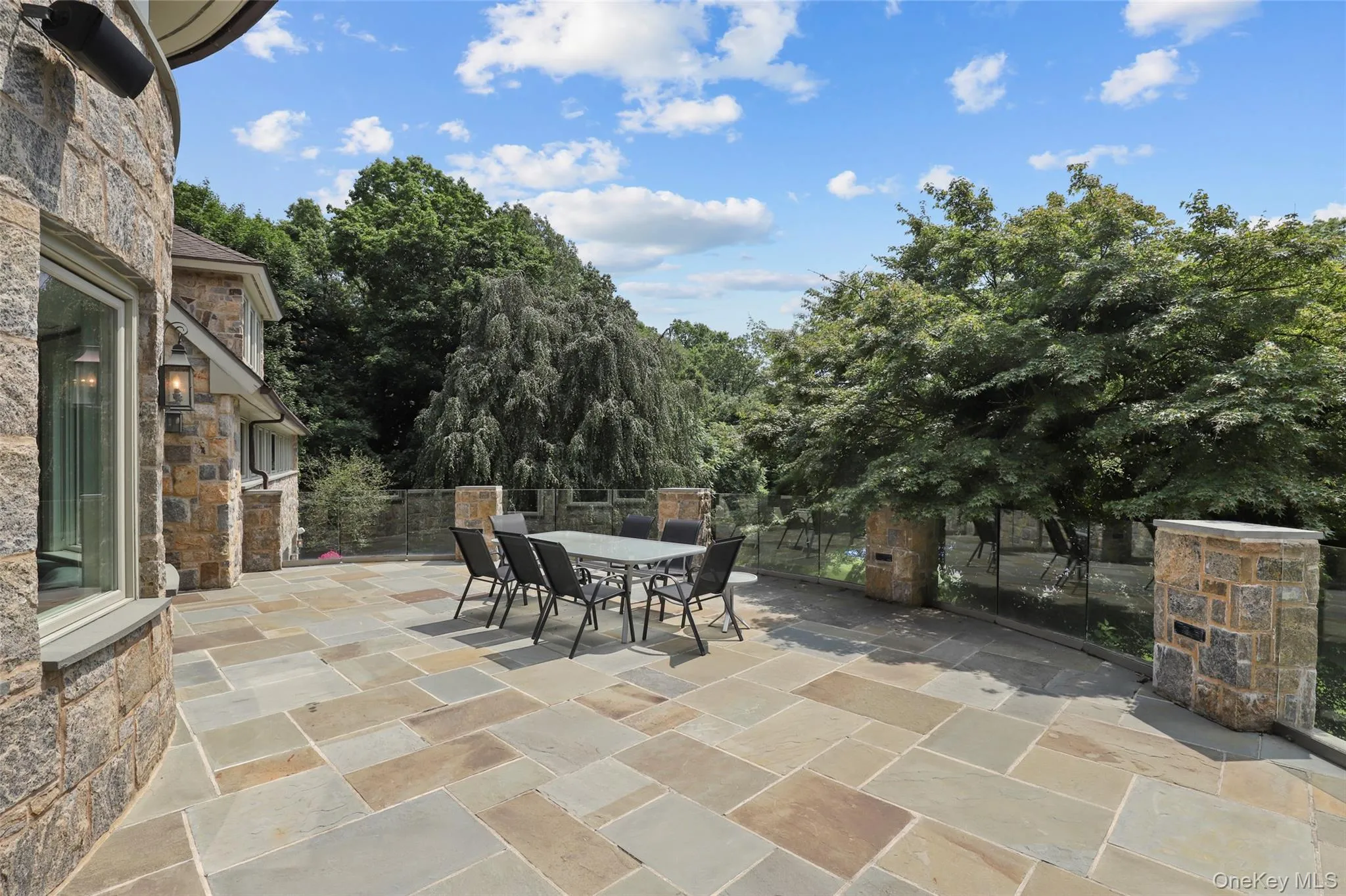 383 Woodlands Road, Harrison, NY, 6 Bedrooms Bedrooms, 16 Rooms Rooms,7 BathroomsBathrooms,Residential,For Rent,Woodlands,0,878004 383 Woodlands Road, Harrison, NY, 6 Bedrooms Bedrooms, 16 Rooms Rooms,7 BathroomsBathrooms,Residential,For Rent,Woodlands,0,878004