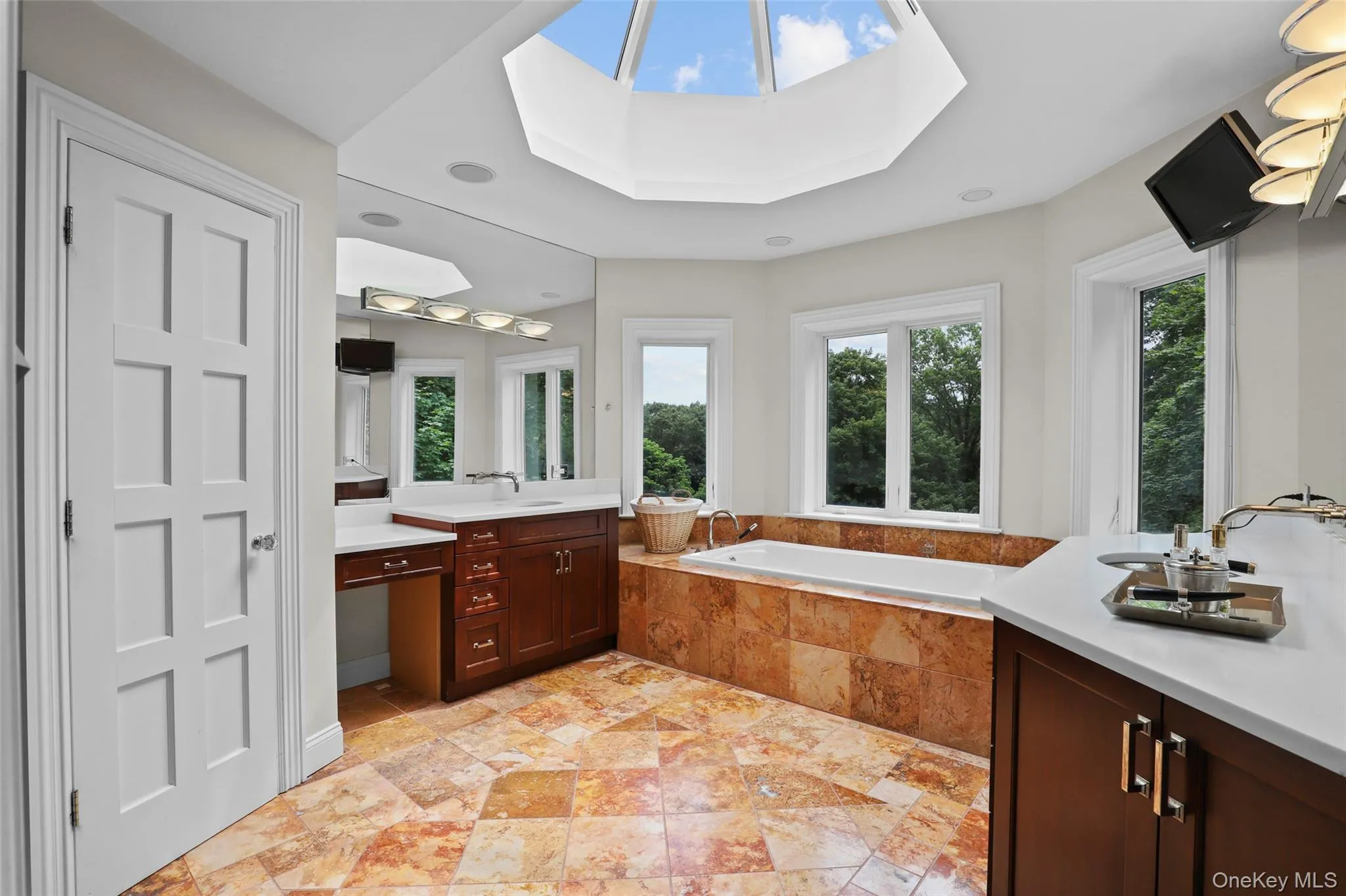 383 Woodlands Road, Harrison, NY, 6 Bedrooms Bedrooms, 16 Rooms Rooms,7 BathroomsBathrooms,Residential,For Rent,Woodlands,0,878004 383 Woodlands Road, Harrison, NY, 6 Bedrooms Bedrooms, 16 Rooms Rooms,7 BathroomsBathrooms,Residential,For Rent,Woodlands,0,878004