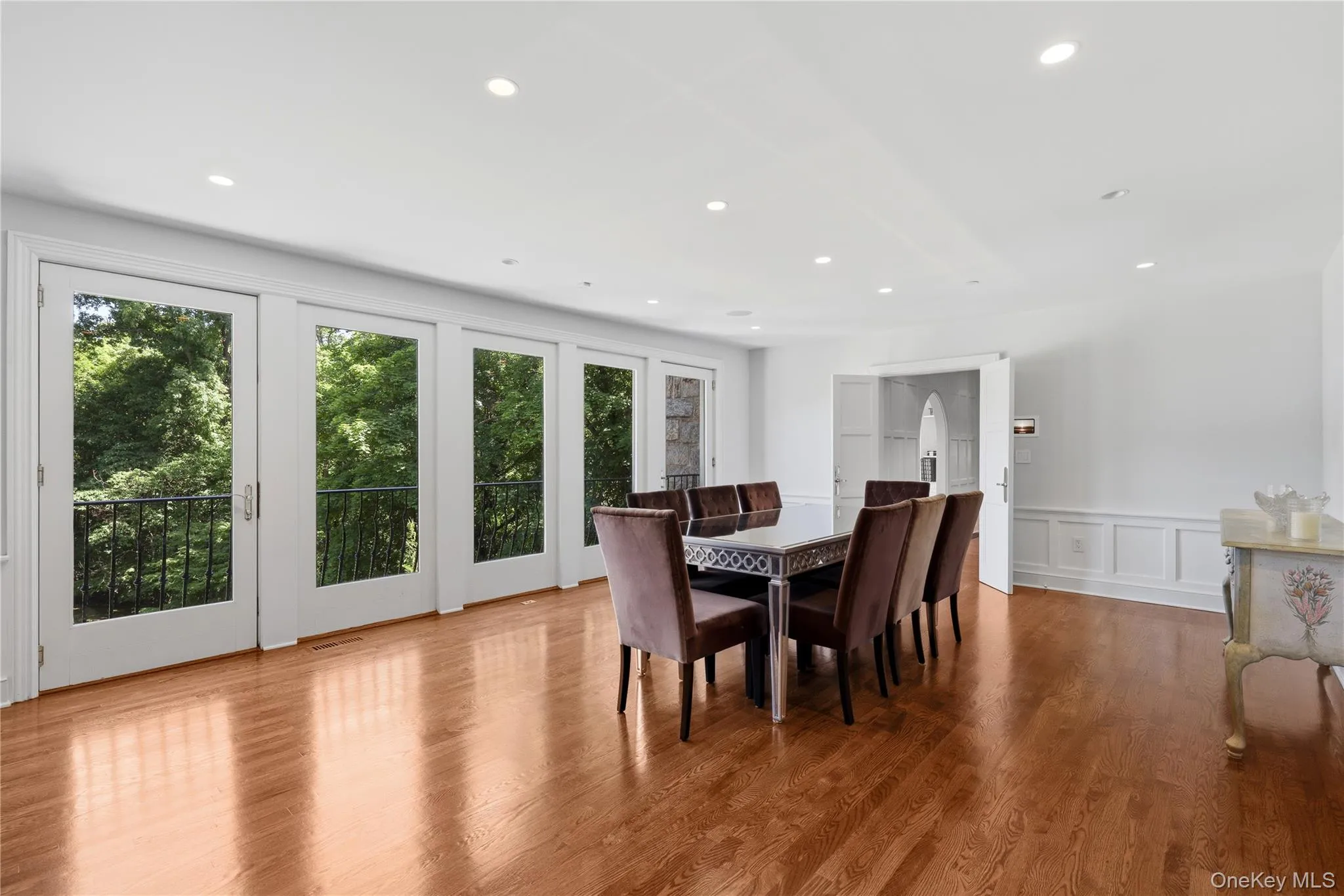 383 Woodlands Road, Harrison, NY, 6 Bedrooms Bedrooms, 16 Rooms Rooms,7 BathroomsBathrooms,Residential,For Rent,Woodlands,0,878004 383 Woodlands Road, Harrison, NY, 6 Bedrooms Bedrooms, 16 Rooms Rooms,7 BathroomsBathrooms,Residential,For Rent,Woodlands,0,878004