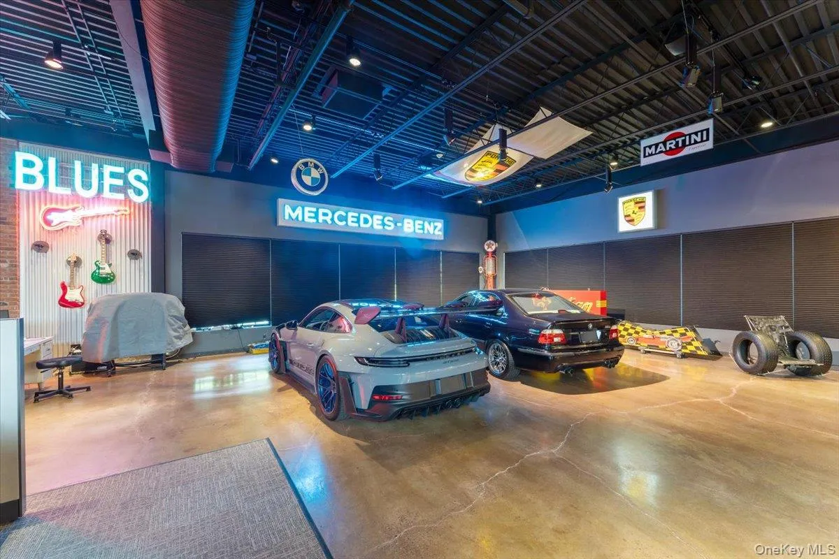 85 Pine Hollow Road, Oyster Bay, NY, ,Commercial Lease,For Rent,Pine Hollow,0,878352 85 Pine Hollow Road, Oyster Bay, NY, ,Commercial Lease,For Rent,Pine Hollow,0,878352