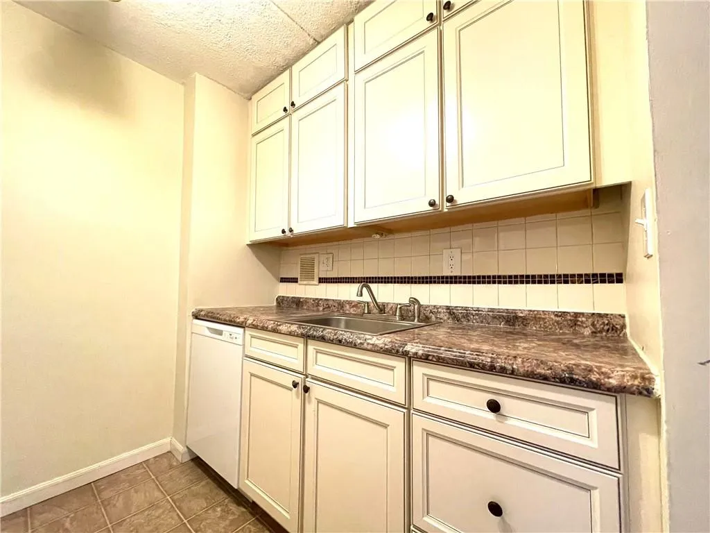 kitchen cabinets kitchen cabinets