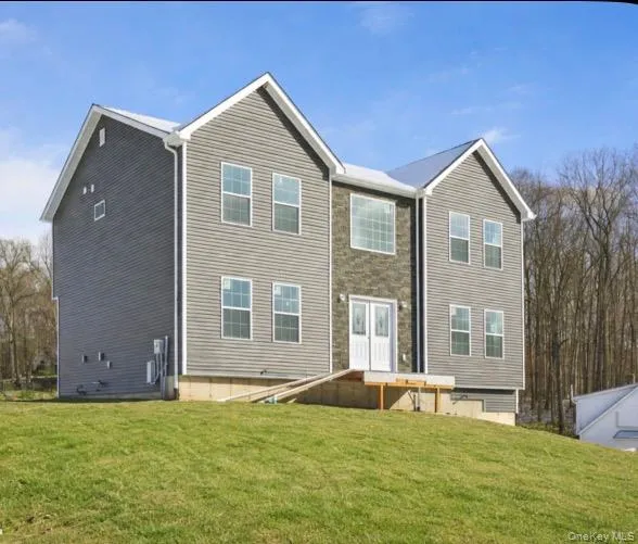 14 Vargas (AKA 70 Jessup Ln) Circle, Stony Point, NY, 5 Bedrooms Bedrooms, 8 Rooms Rooms,3 BathroomsBathrooms,Residential,For Rent,Vargas (AKA 70 Jessup Ln),0,879261 14 Vargas (AKA 70 Jessup Ln) Circle, Stony Point, NY, 5 Bedrooms Bedrooms, 8 Rooms Rooms,3 BathroomsBathrooms,Residential,For Rent,Vargas (AKA 70 Jessup Ln),0,879261