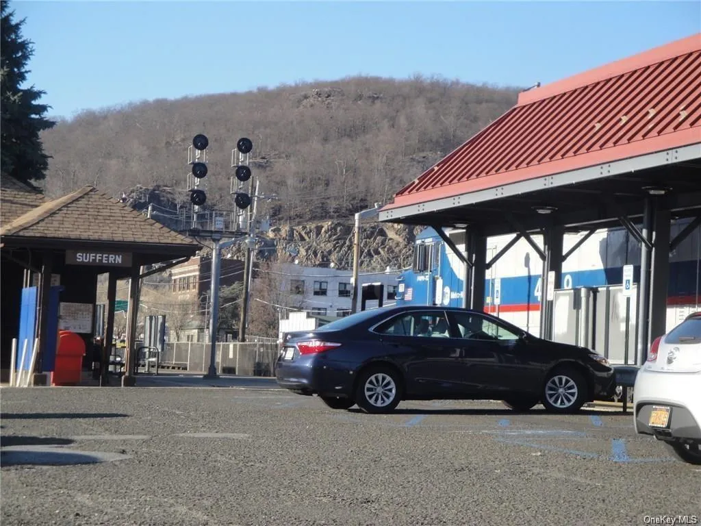 Train Station Nearby Train Station Nearby