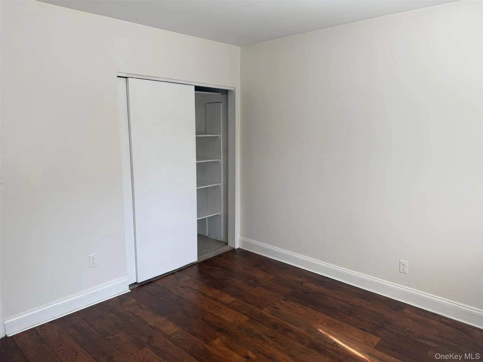 530 Hudson Avenue, Hempstead, NY, 2 Bedrooms Bedrooms, 5 Rooms Rooms,1 BathroomBathrooms,Residential Lease,For Rent,Hudson,0,879474 530 Hudson Avenue, Hempstead, NY, 2 Bedrooms Bedrooms, 5 Rooms Rooms,1 BathroomBathrooms,Residential Lease,For Rent,Hudson,0,879474