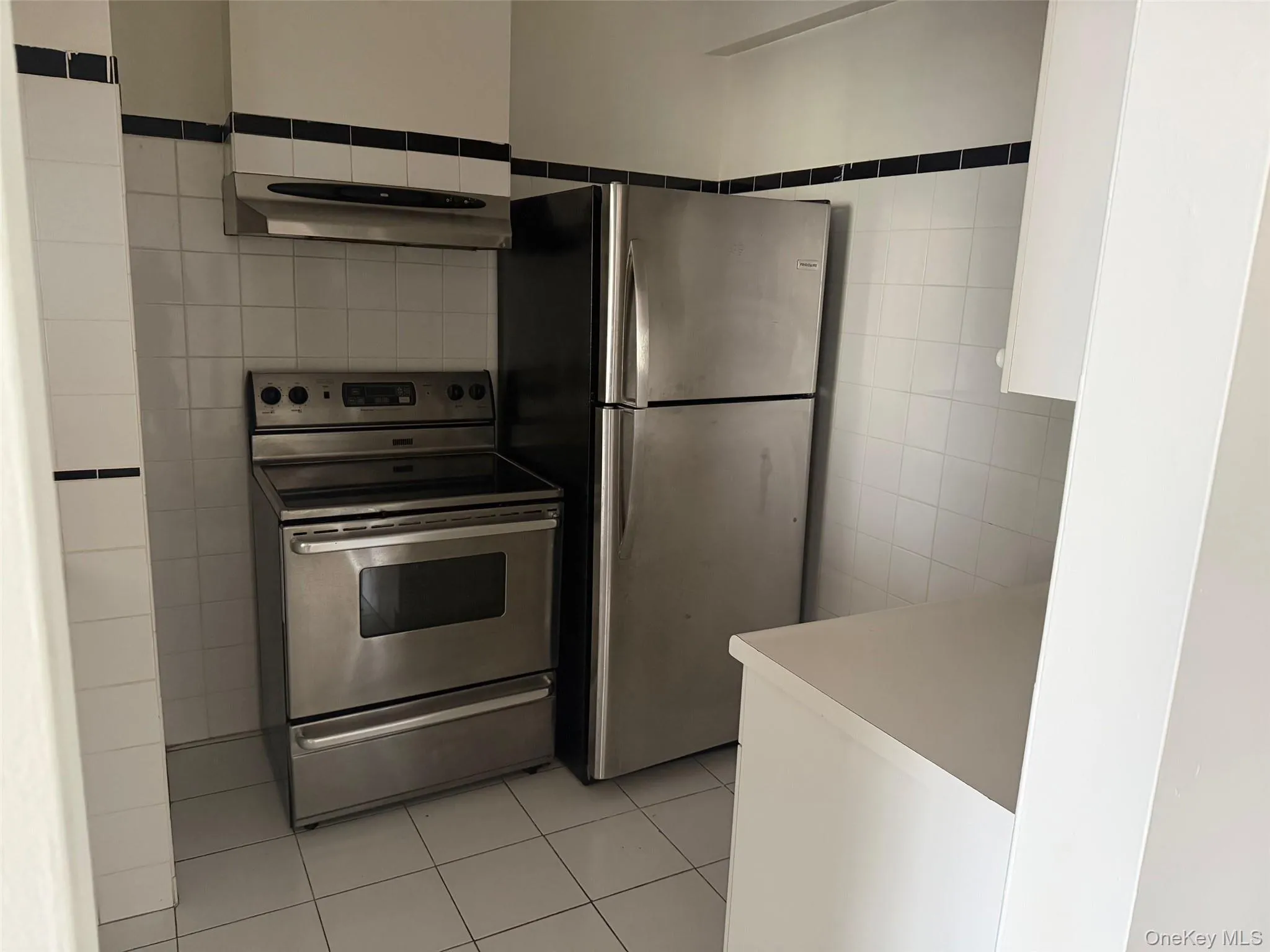 530 Hudson Avenue, Hempstead, NY, 2 Bedrooms Bedrooms, 5 Rooms Rooms,1 BathroomBathrooms,Residential Lease,For Rent,Hudson,0,879474 530 Hudson Avenue, Hempstead, NY, 2 Bedrooms Bedrooms, 5 Rooms Rooms,1 BathroomBathrooms,Residential Lease,For Rent,Hudson,0,879474