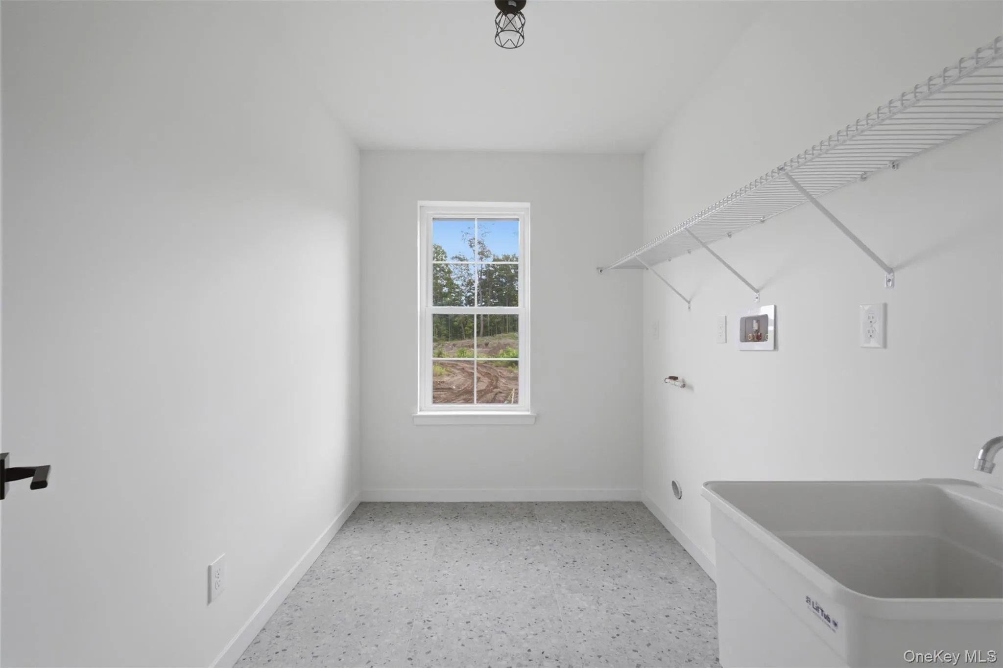 16 Alaina Way, Beekman, NY, 4 Bedrooms Bedrooms, 11 Rooms Rooms,3 BathroomsBathrooms,Residential,For Rent,Alaina,0,879659 16 Alaina Way, Beekman, NY, 4 Bedrooms Bedrooms, 11 Rooms Rooms,3 BathroomsBathrooms,Residential,For Rent,Alaina,0,879659