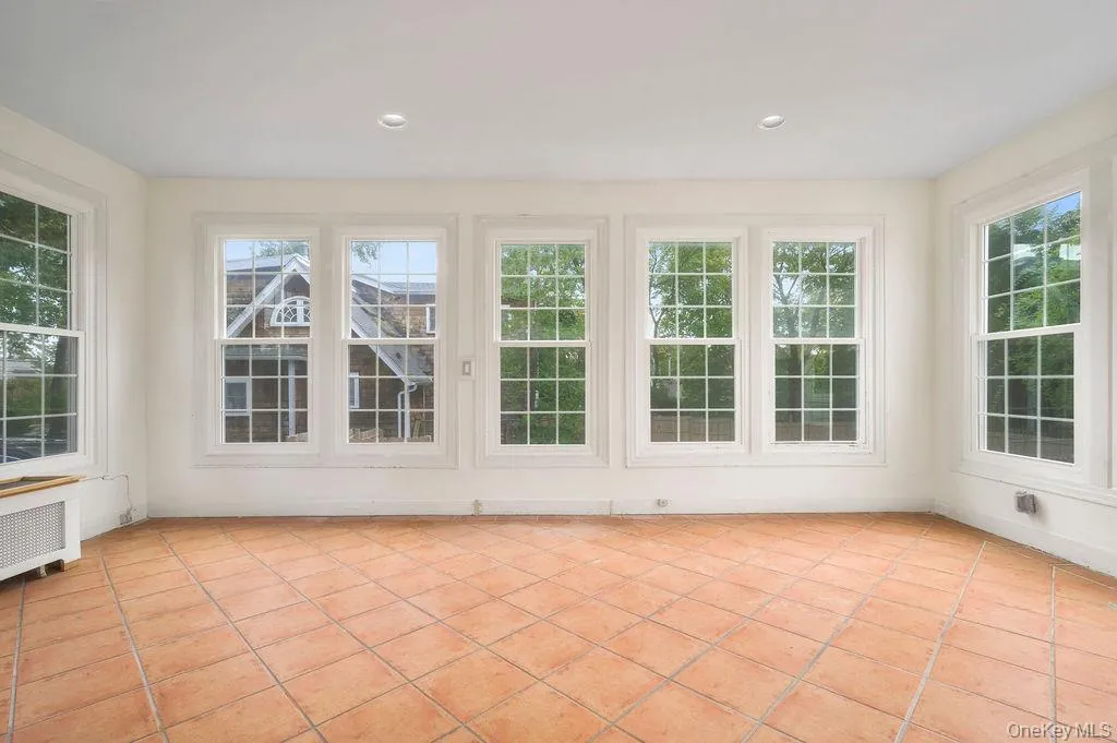 1146 North Avenue, New Rochelle, NY, 6 Bedrooms Bedrooms, 13 Rooms Rooms,5 BathroomsBathrooms,Residential Lease,Idx,North,0,879923 1146 North Avenue, New Rochelle, NY, 6 Bedrooms Bedrooms, 13 Rooms Rooms,5 BathroomsBathrooms,Residential Lease,Idx,North,0,879923