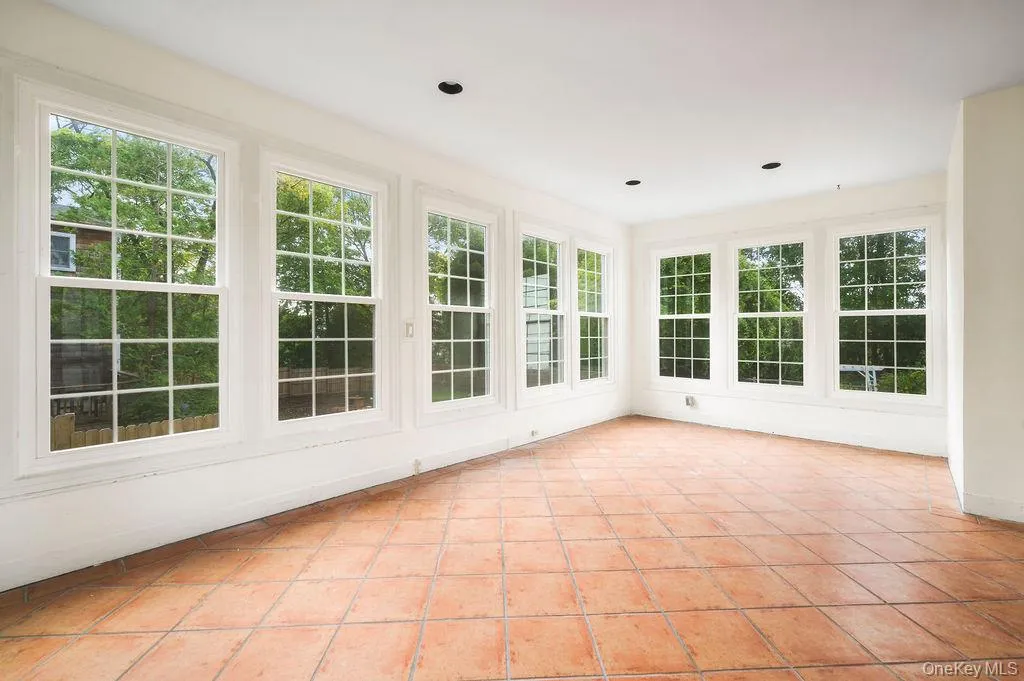 1146 North Avenue, New Rochelle, NY, 6 Bedrooms Bedrooms, 13 Rooms Rooms,5 BathroomsBathrooms,Residential Lease,Idx,North,0,879923 1146 North Avenue, New Rochelle, NY, 6 Bedrooms Bedrooms, 13 Rooms Rooms,5 BathroomsBathrooms,Residential Lease,Idx,North,0,879923