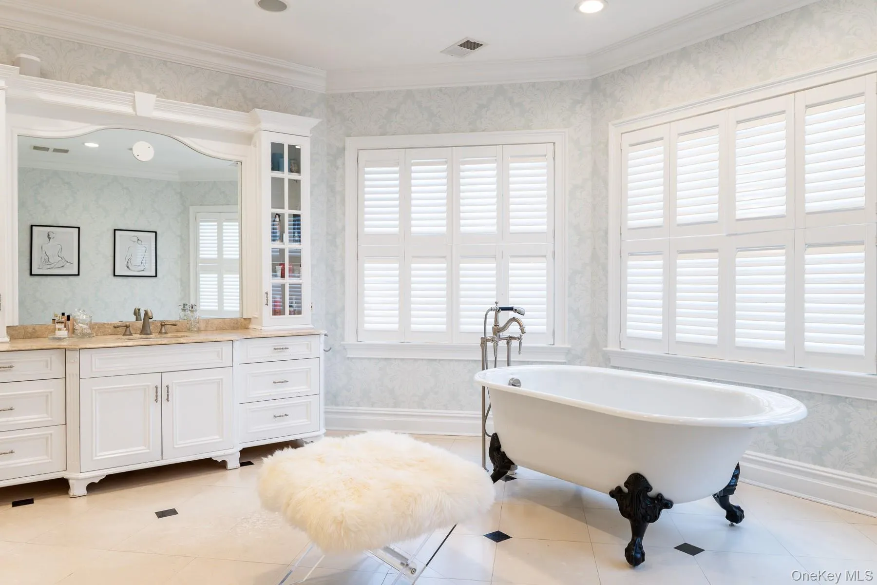 2 Alyssa Lane, Harrison, NY, 8 Bedrooms Bedrooms, 20 Rooms Rooms,8 BathroomsBathrooms,Residential,For Rent,Alyssa,0,880042 2 Alyssa Lane, Harrison, NY, 8 Bedrooms Bedrooms, 20 Rooms Rooms,8 BathroomsBathrooms,Residential,For Rent,Alyssa,0,880042