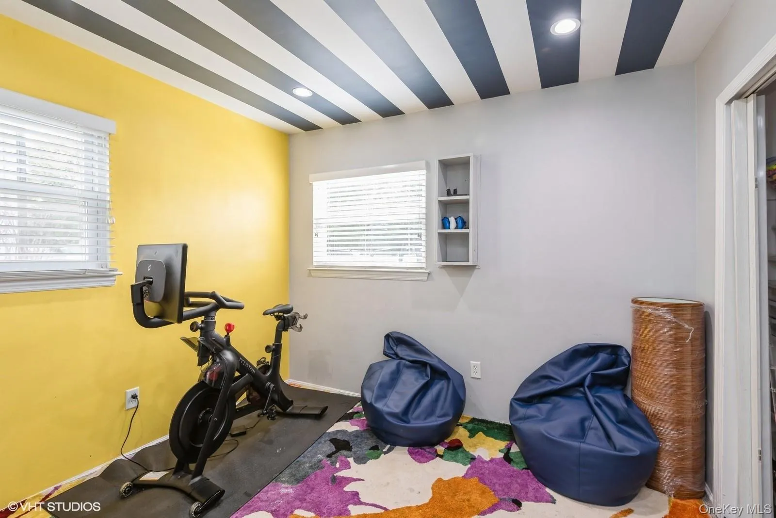 Exercise room featuring baseboards Exercise room featuring baseboards
